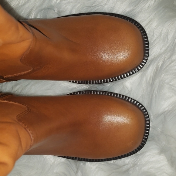 BNIB Steve Madden Gyrate Cognac Boots - Picture 6 of 8